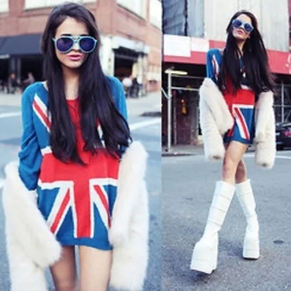 Wildfox Couture Gold Label Top XS British England Flag Save Queen Punk Grunge - Picture 1 of 9